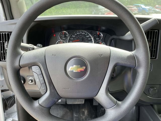 2025 Chevrolet Express Cargo Work Van - Photo 25