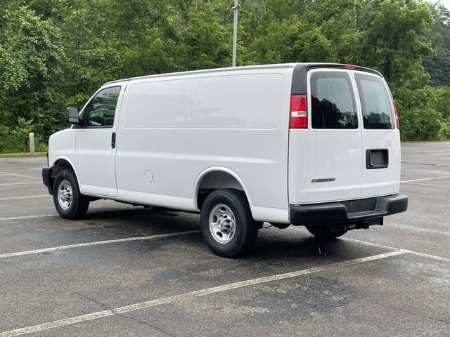 2025 Chevrolet Express Cargo Work Van - Photo 6