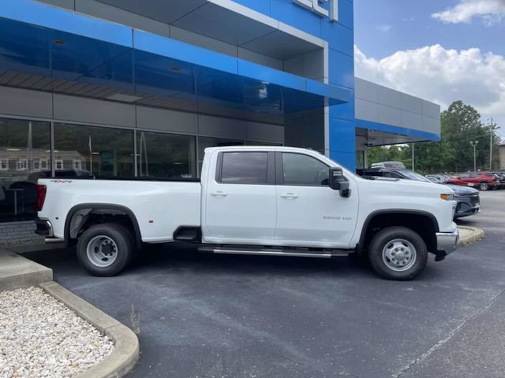 New 2026 Chevrolet Silverado 3500 HD LT DRW Truck