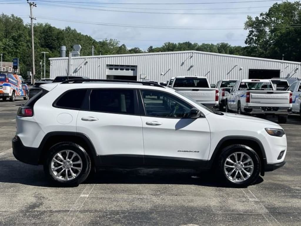 Used 2022 Jeep Cherokee Latitude Lux 4x4 SUV
