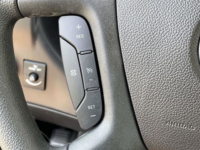 2025 Chevrolet Express Cargo Work Van - Photo 25
