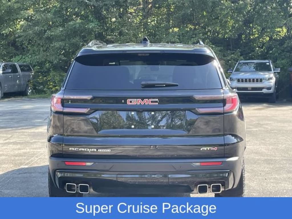 Used 2024 GMC Acadia AT4 SUV