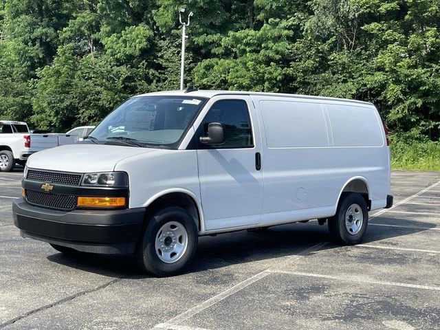 2025 Chevrolet Express Cargo Work Van - Photo 8