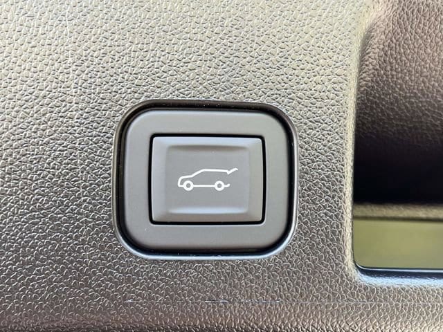 2025 Chevrolet Equinox EV LT - Photo 17