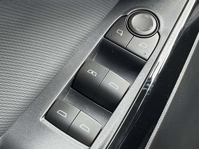 2026 Chevrolet Equinox LT - Photo 28