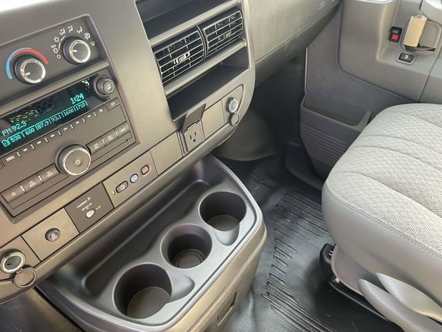 2025 Chevrolet Express Cargo Work Van - Photo 21