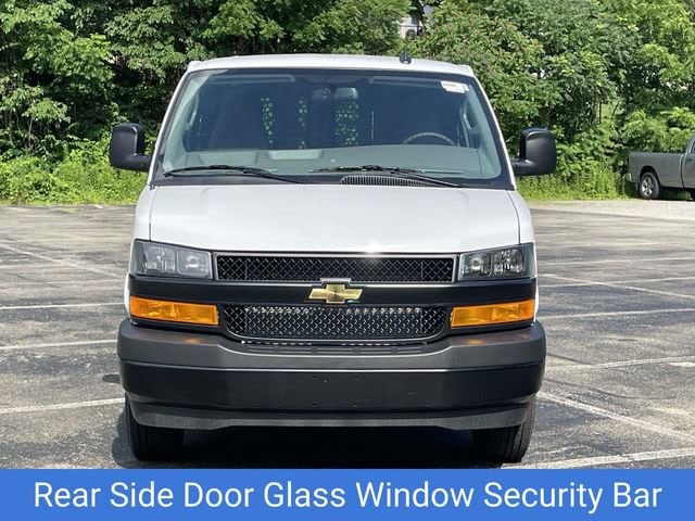 2025 Chevrolet Express Cargo Work Van - Photo 11