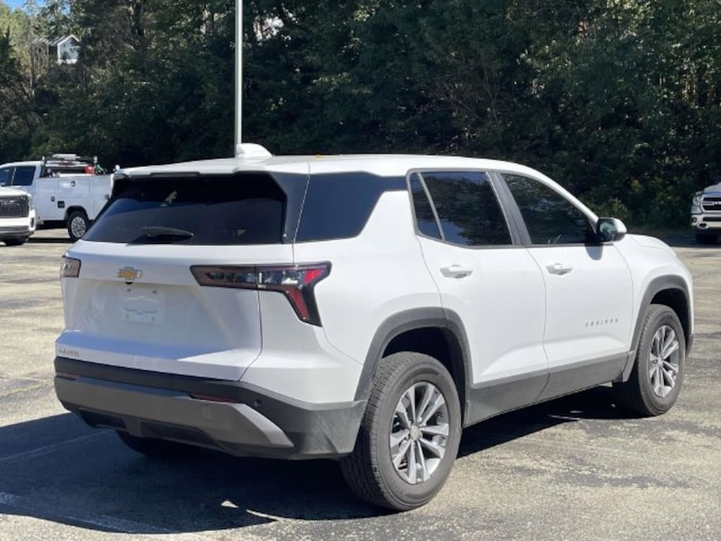 Used 2027 Chevrolet Equinox LT SUV