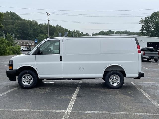 2025 Chevrolet Express Cargo Work Van - Photo 7