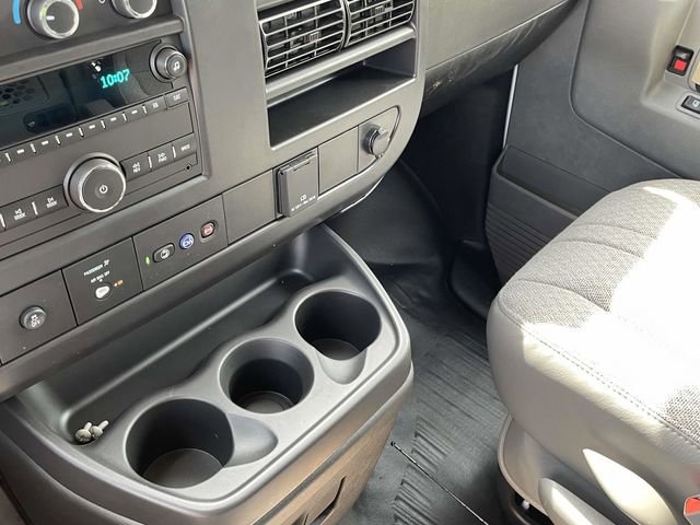 2025 Chevrolet Express Cargo Work Van - Photo 21