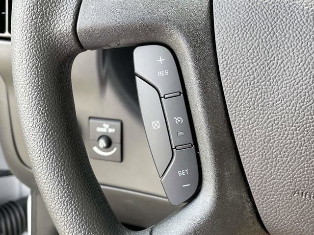 2025 Chevrolet Express Cargo Work Van - Photo 24