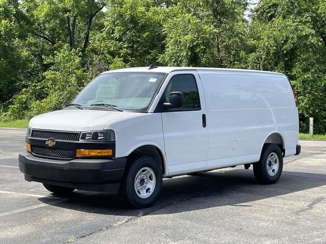2025 Chevrolet Express Cargo Work Van - Photo 8