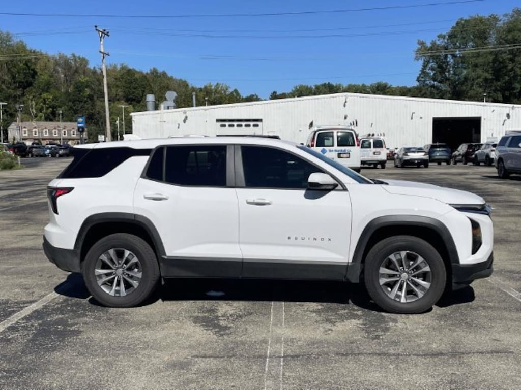 Used 2027 Chevrolet Equinox LT SUV