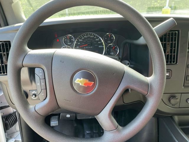 2025 Chevrolet Express Cargo Work Van - Photo 26