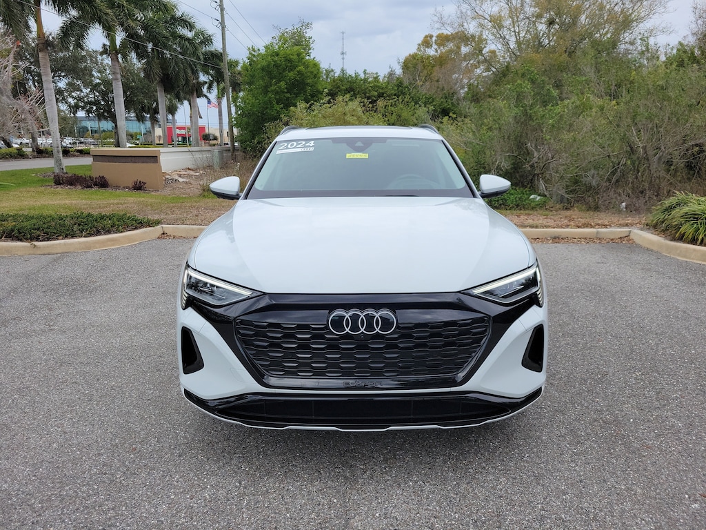 Certified 2024 Audi Q8 e-tron Prestige SUV