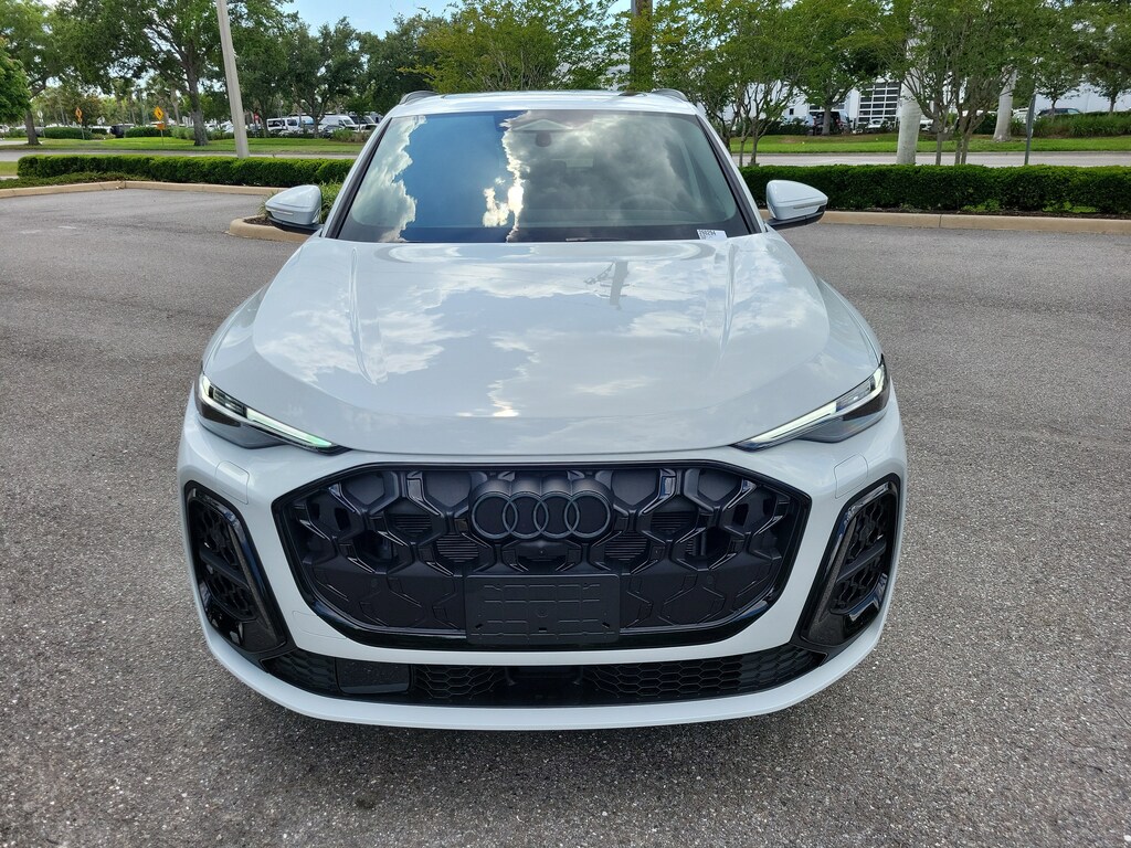 New 2026 Audi Q5 2.0T Premium Plus SUV