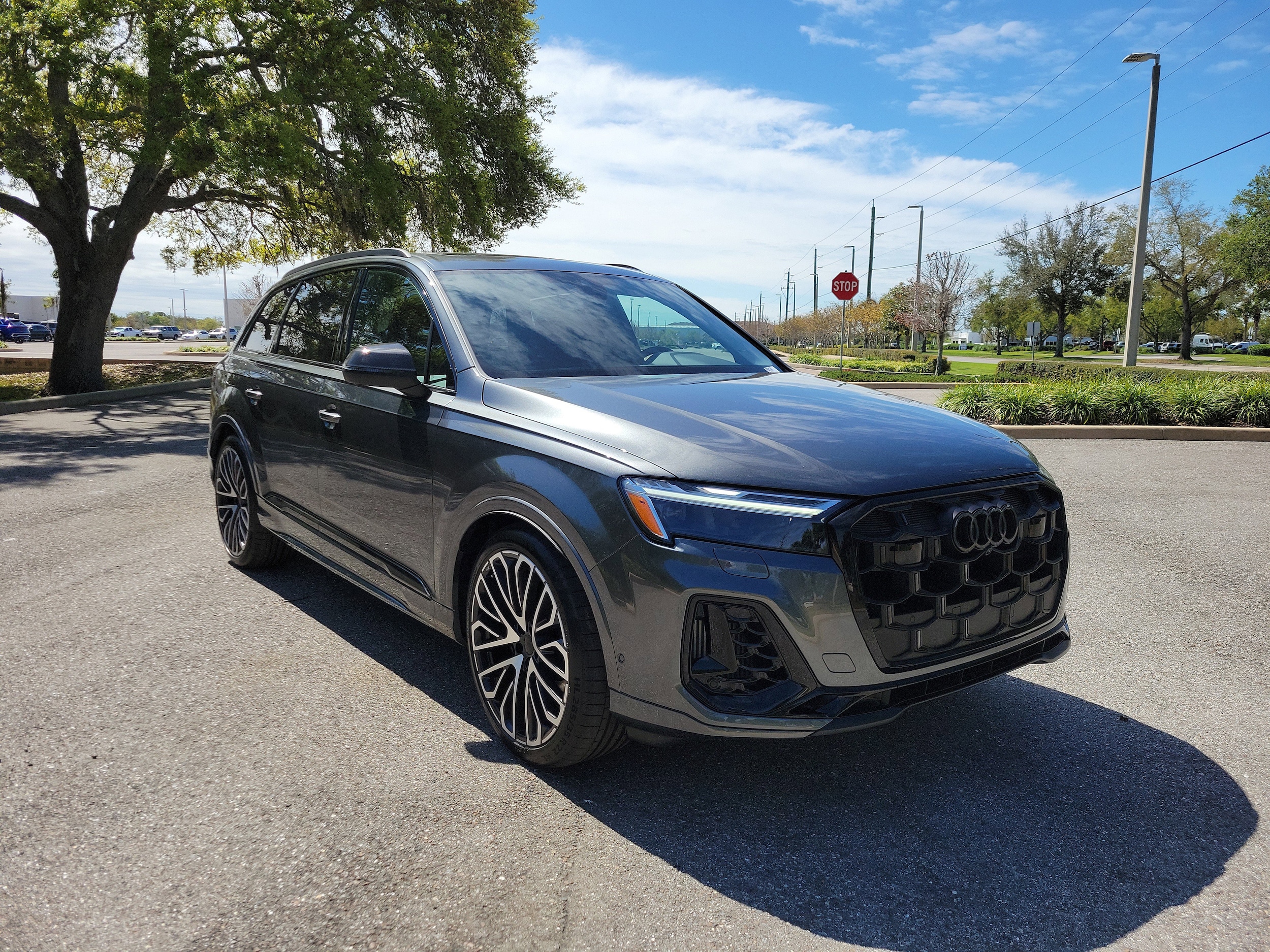2026 Audi SQ7 Premium Plus quattro Tiptronic's photo