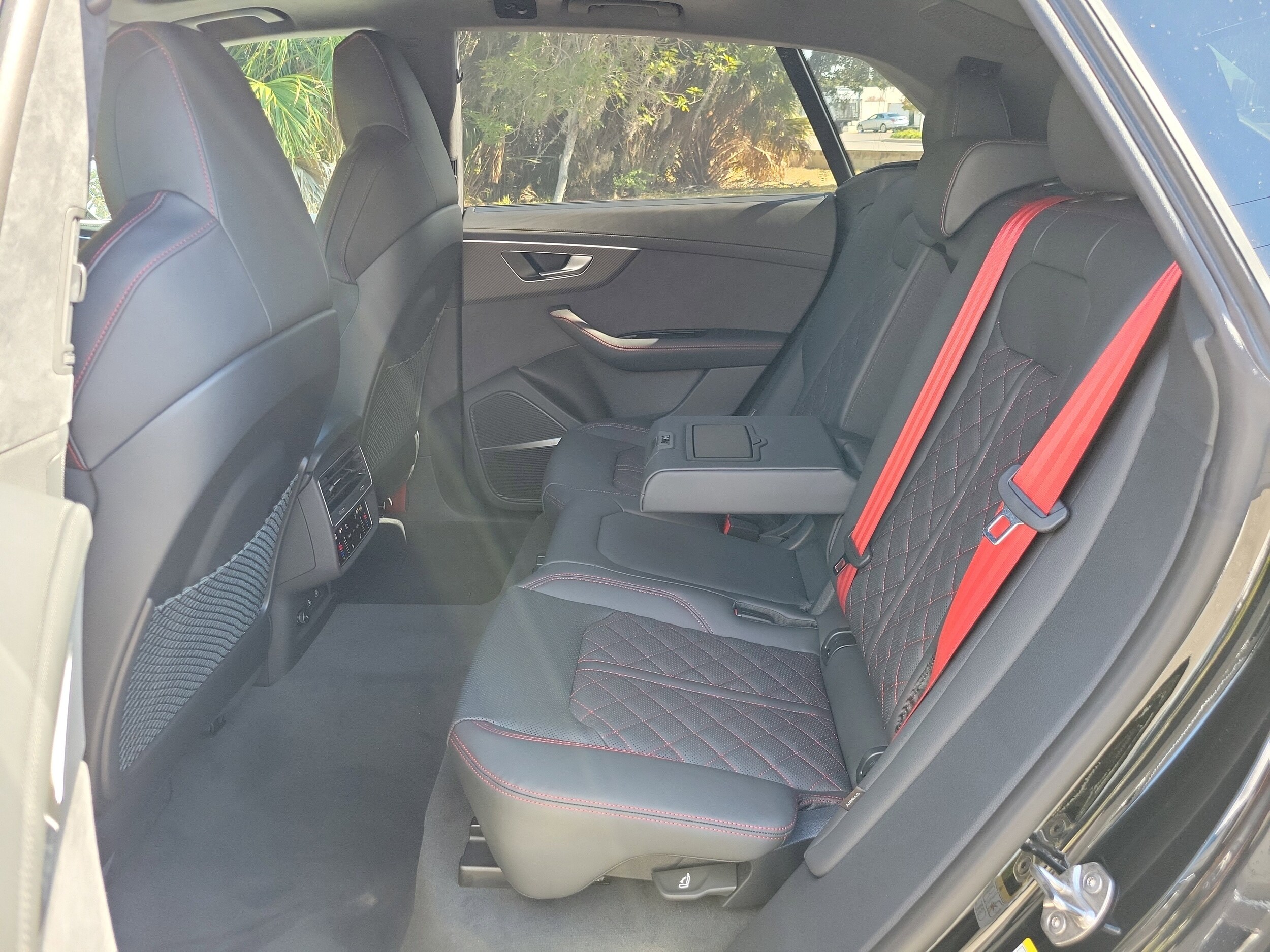 2026 Audi SQ8 Prestige - Photo 17