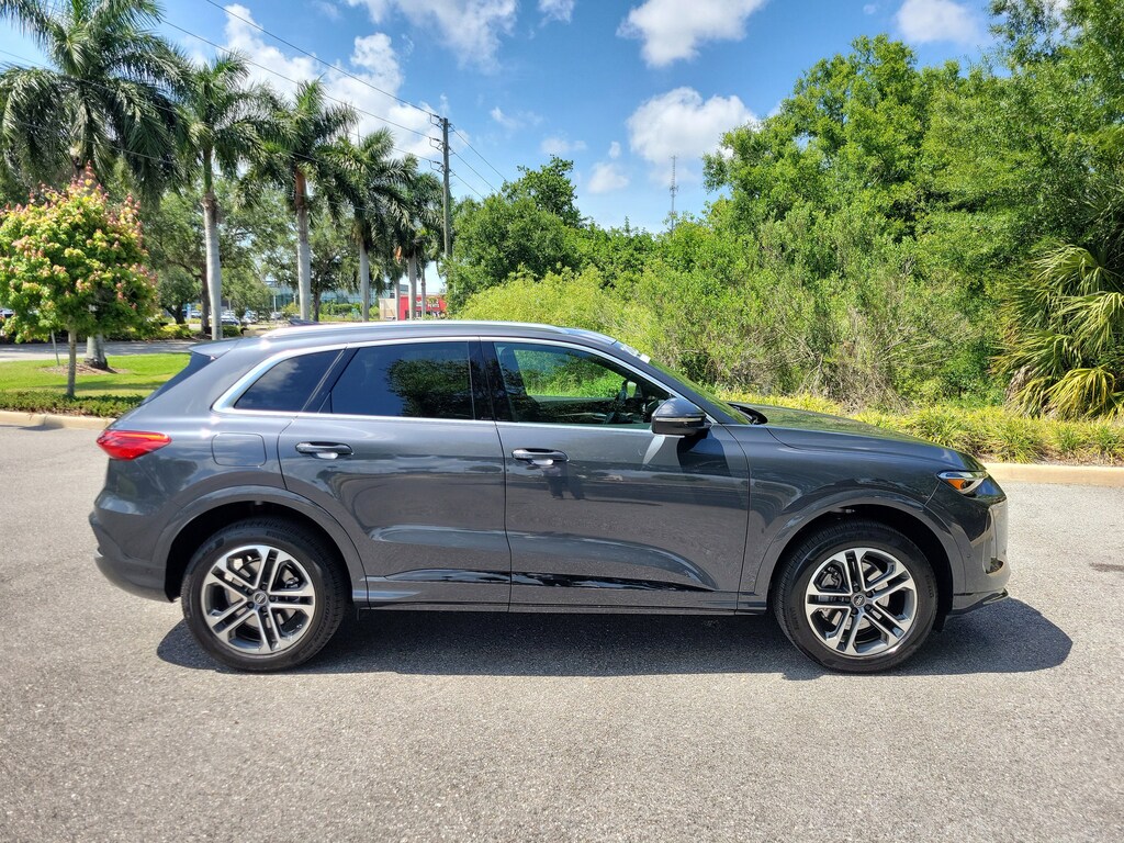 Certified 2025 Audi Q5 Premium SUV