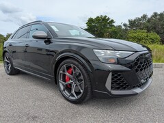 2025 Audi RS Q8 4.0T performance SUV