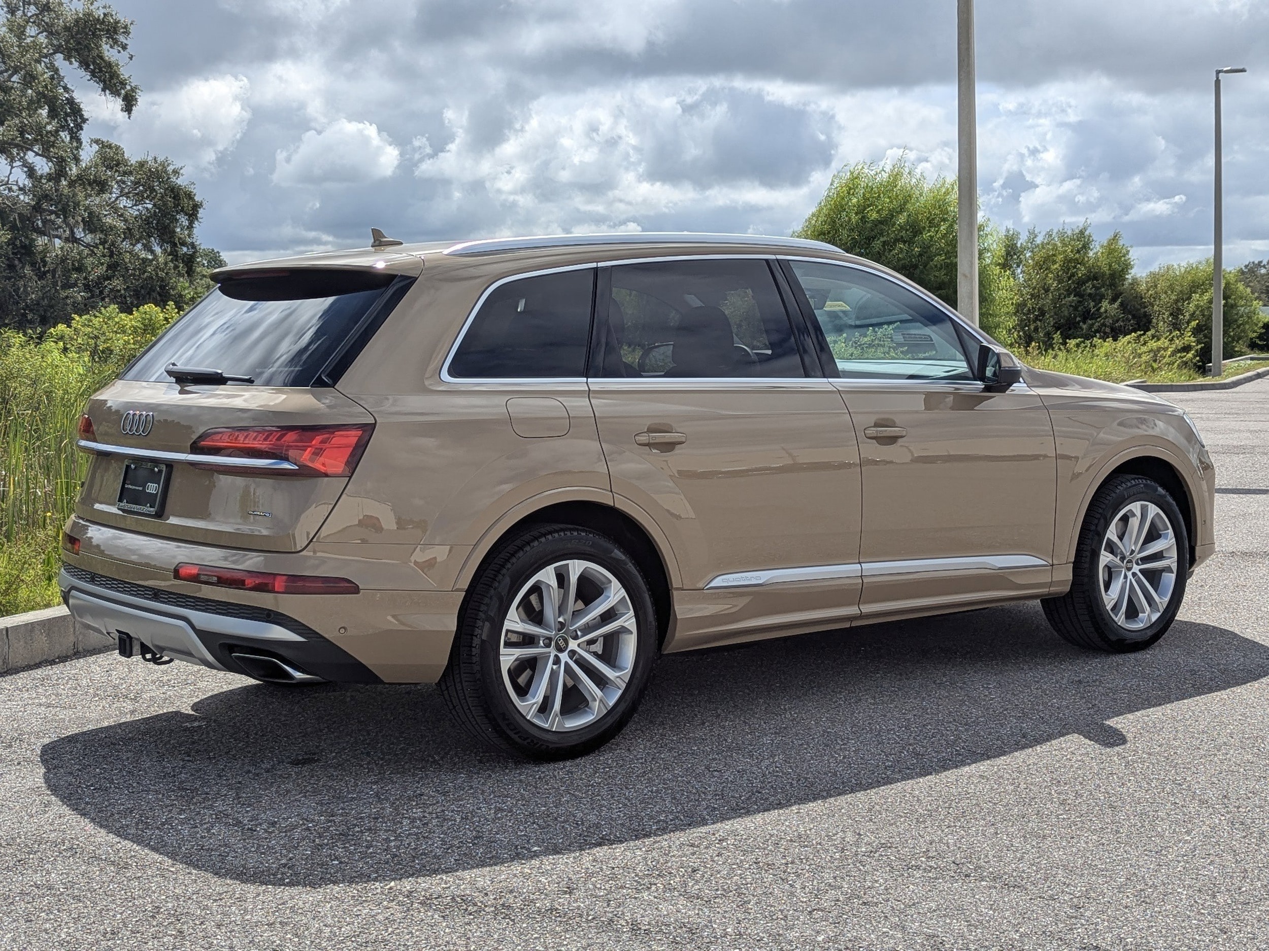 2025 Audi Q7 Premium Plus