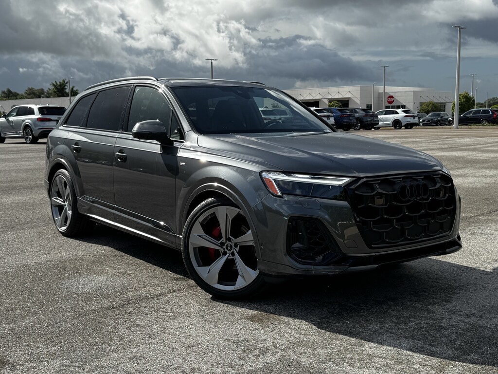 New 2026 Audi Q7 S line 55 Prestige SUV