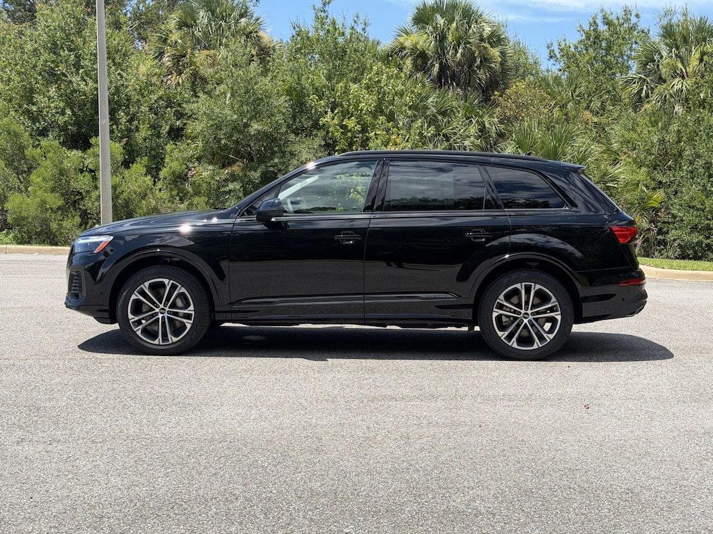 New 2026 Audi Q7 45 Premium SUV