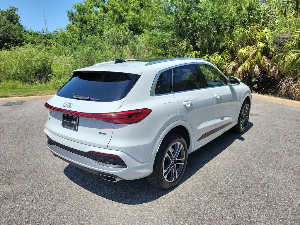 Certified 2025 Audi Q5 Premium SUV