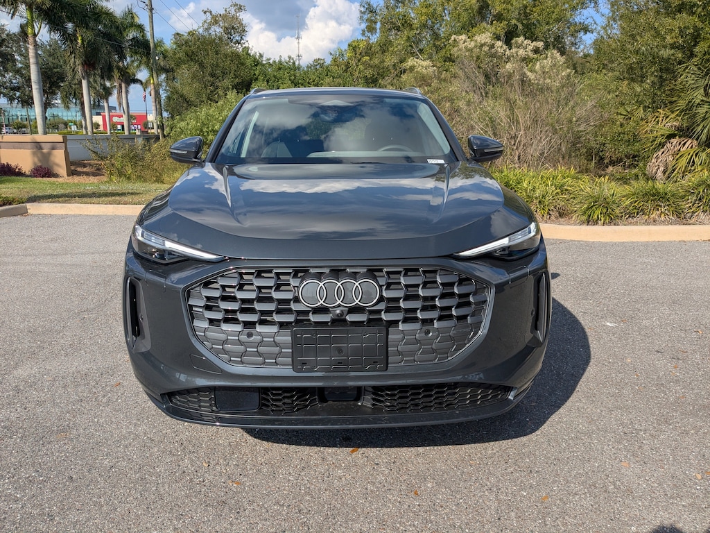 New 2025 Audi Q5 2.0T Premium Plus SUV