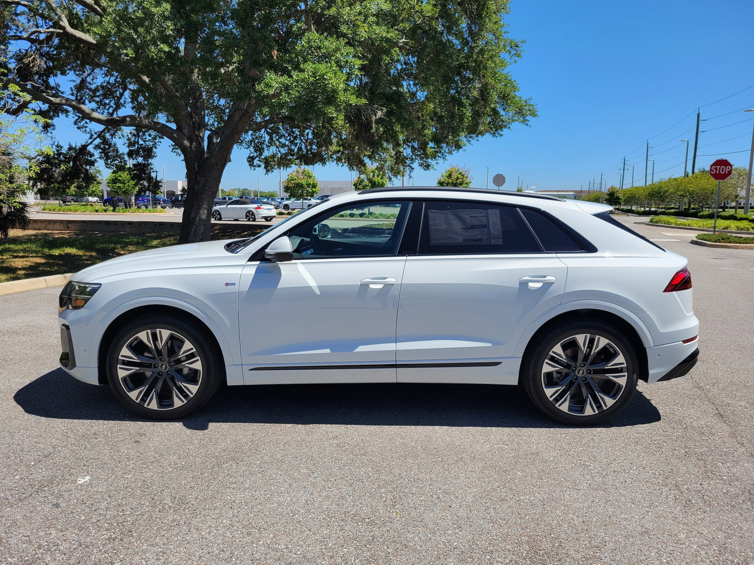 2026 Audi Q8 Premium Plus - Photo 7