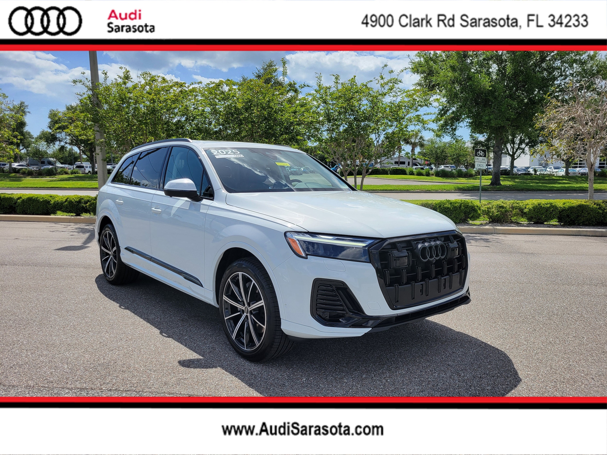 2025 Audi Q7 45 Premium Plus quattro Tiptronic's photo