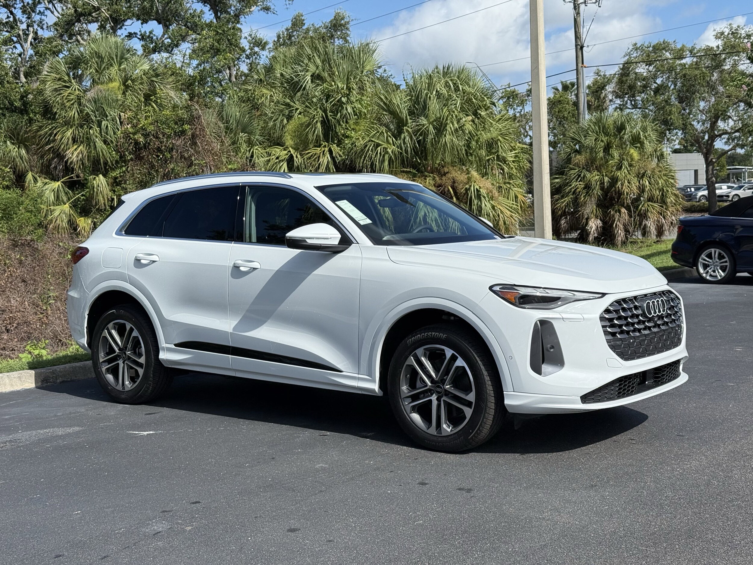 2025 Audi Q5 2.0T Premium photo 2