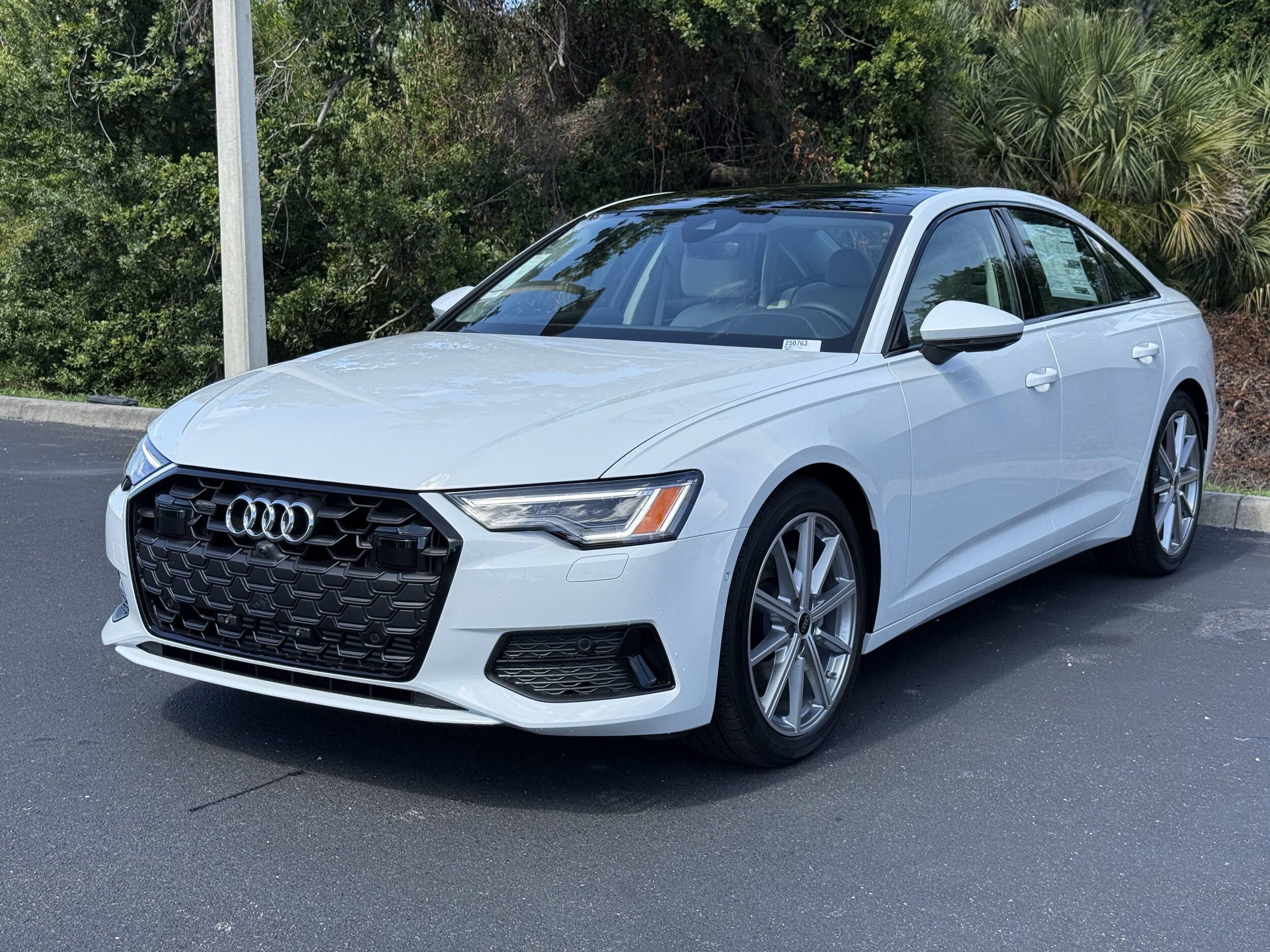 2025 Audi A6 Quattro Premium Plus photo 3