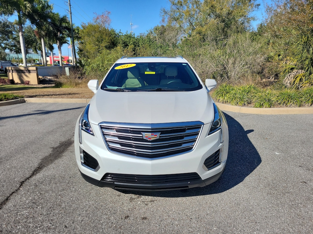Used 2017 Cadillac XT5 Luxury FWD SUV
