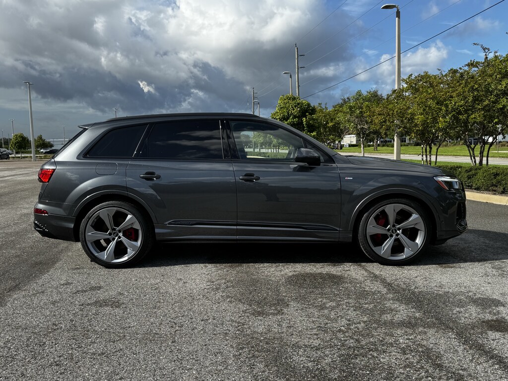 New 2026 Audi Q7 S line 55 Prestige SUV