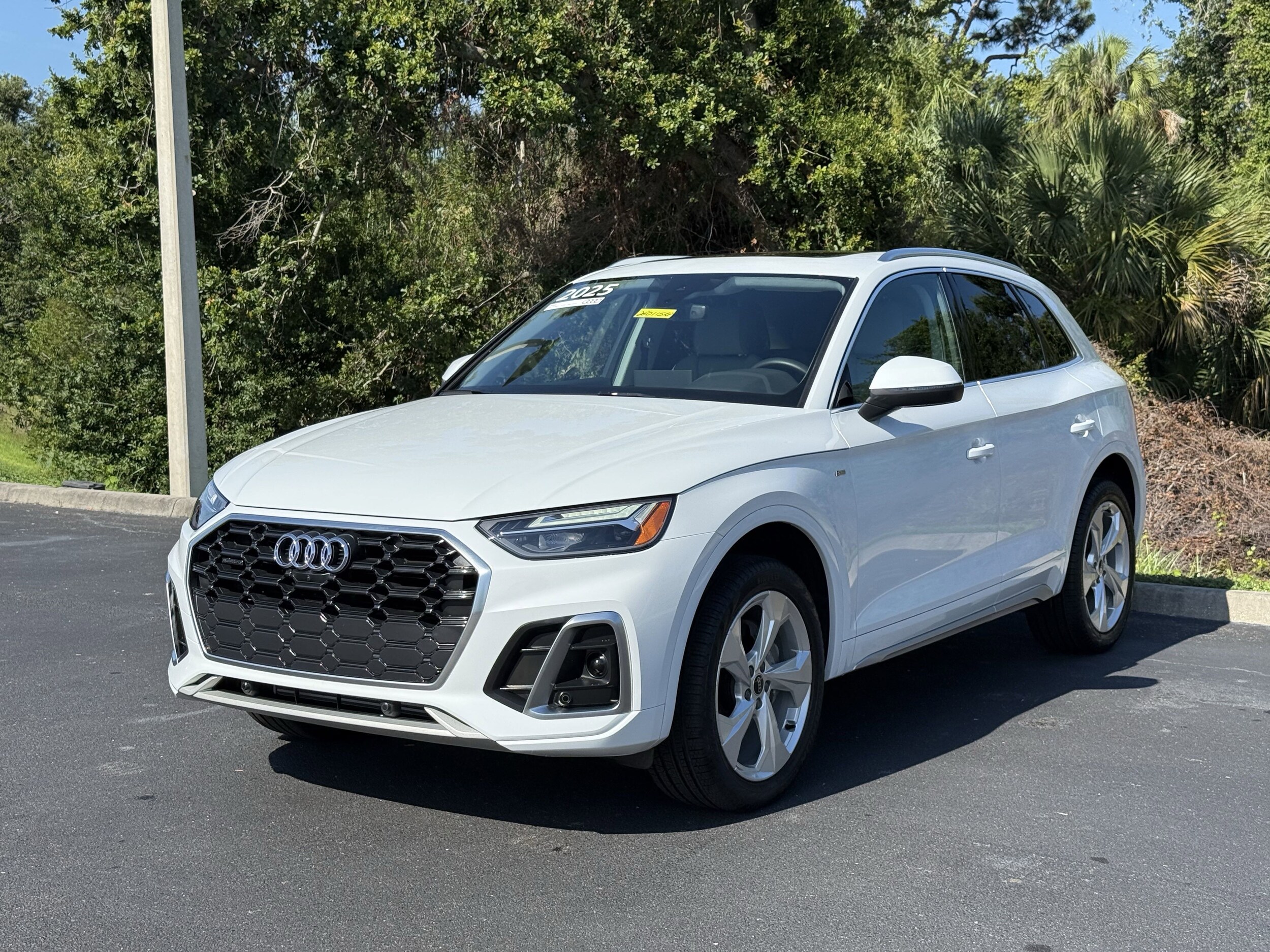 2025 Audi Q5 S line Premium Plus photo 4