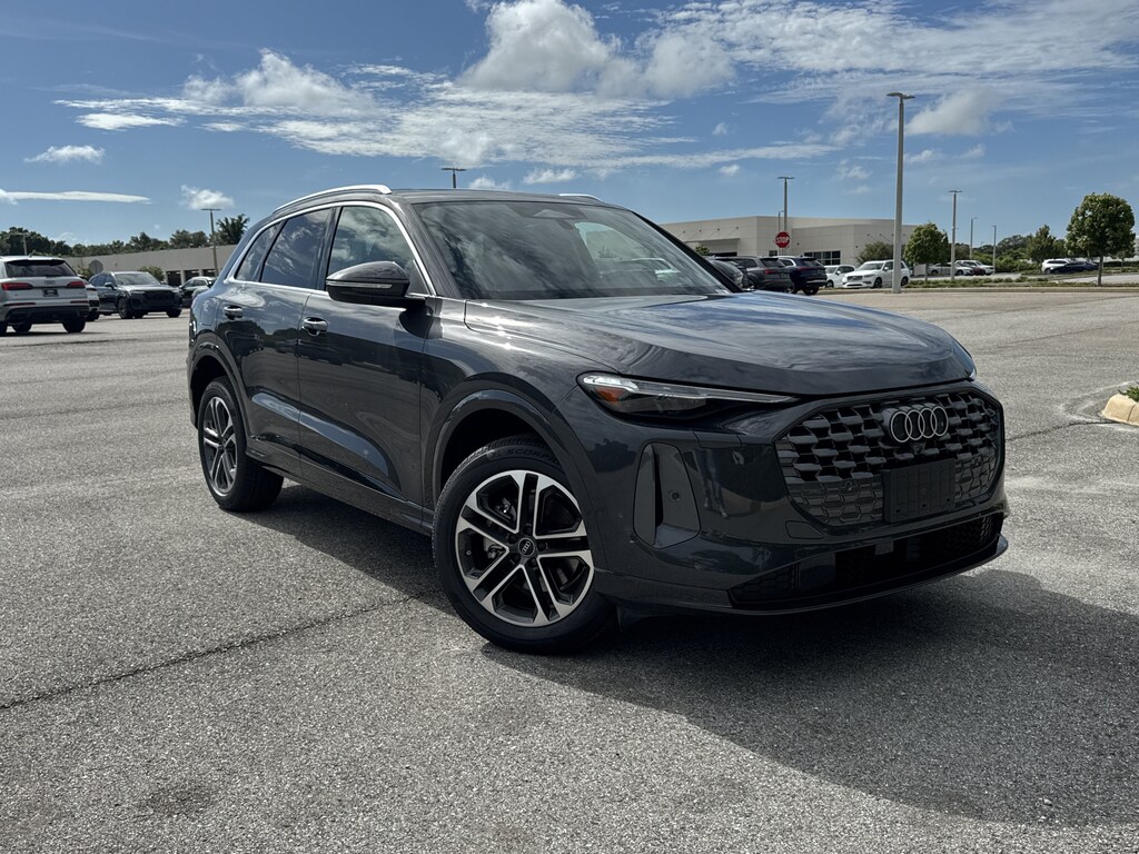 New 2026 Audi Q5 2.0T Premium Plus SUV