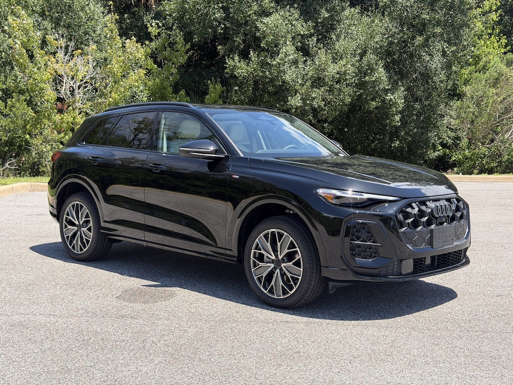 New 2026 Audi Q5 2.0T Premium Plus SUV