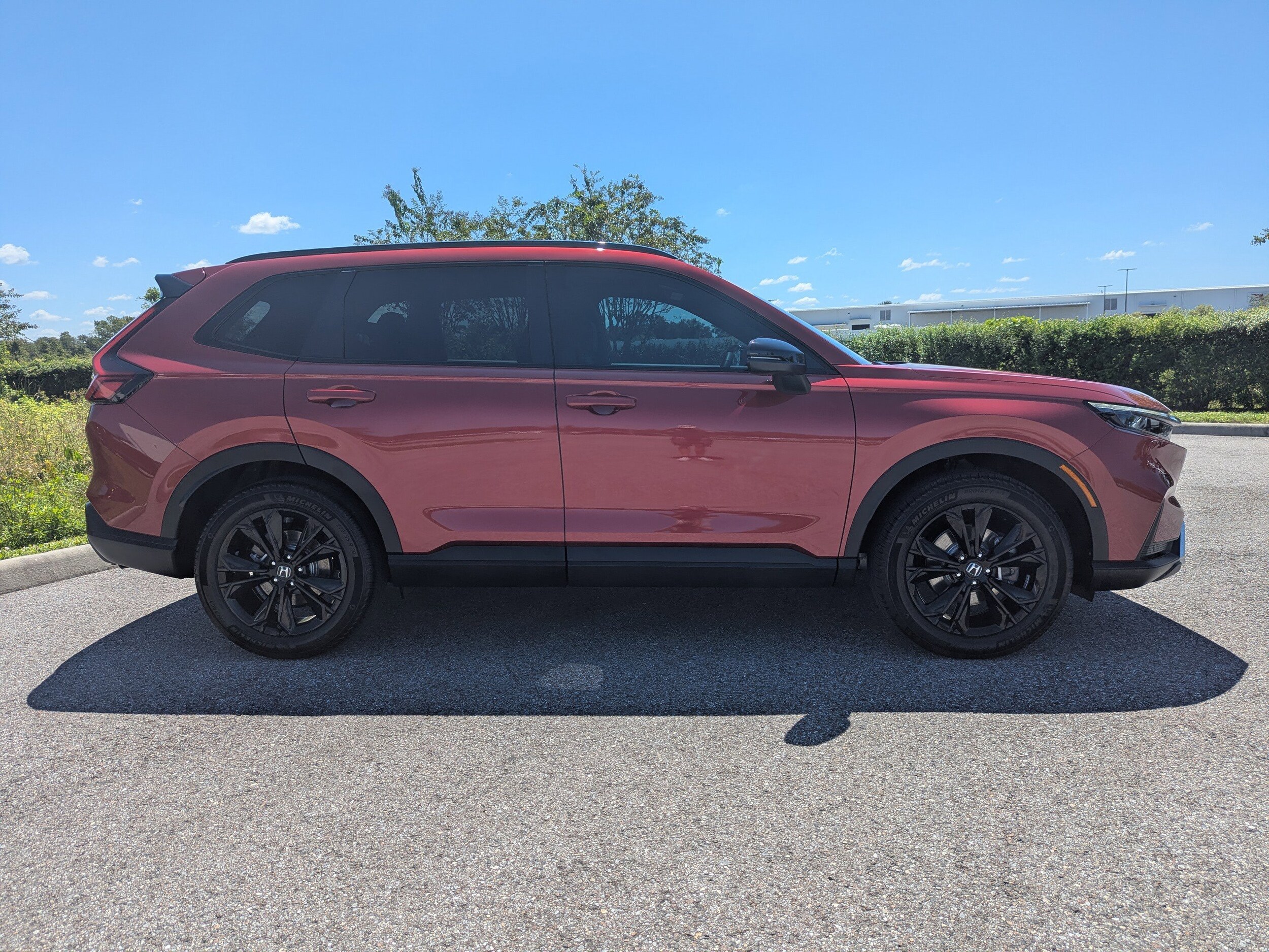 2026 Honda CR-V Hybrid Sport Touring photo 2