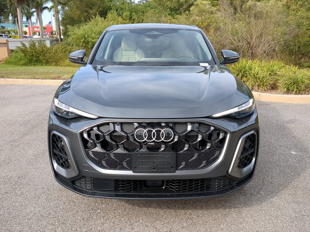 New 2025 Audi Q5 2.0T Prestige SUV