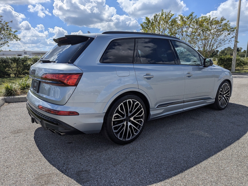 New 2026 Audi SQ7 4.0T Premium Plus SUV