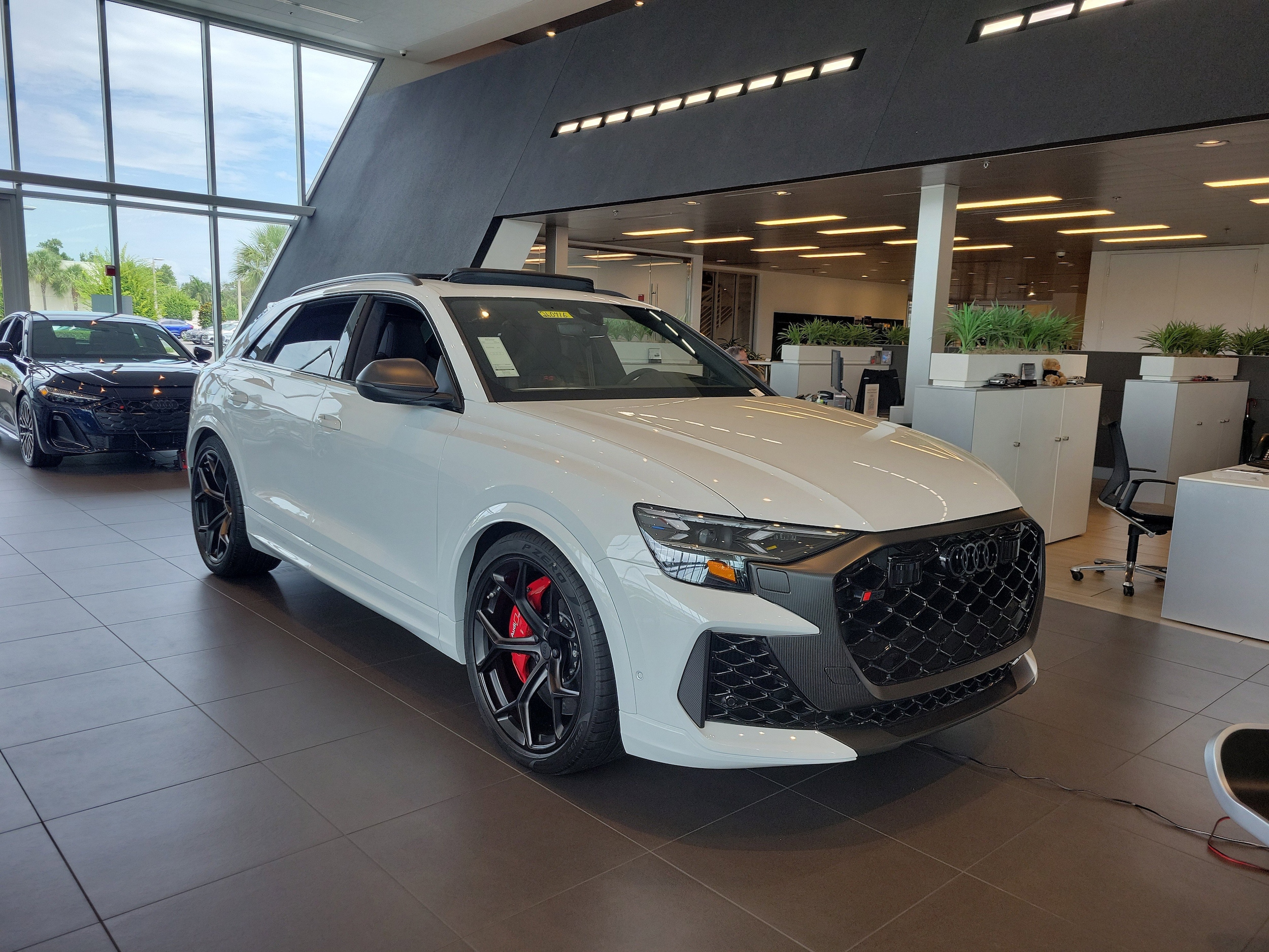 2026 Audi RS Q8 -'s photo