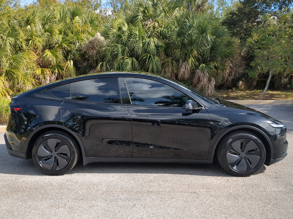 Used 2026 Tesla Model Y Long Range SUV