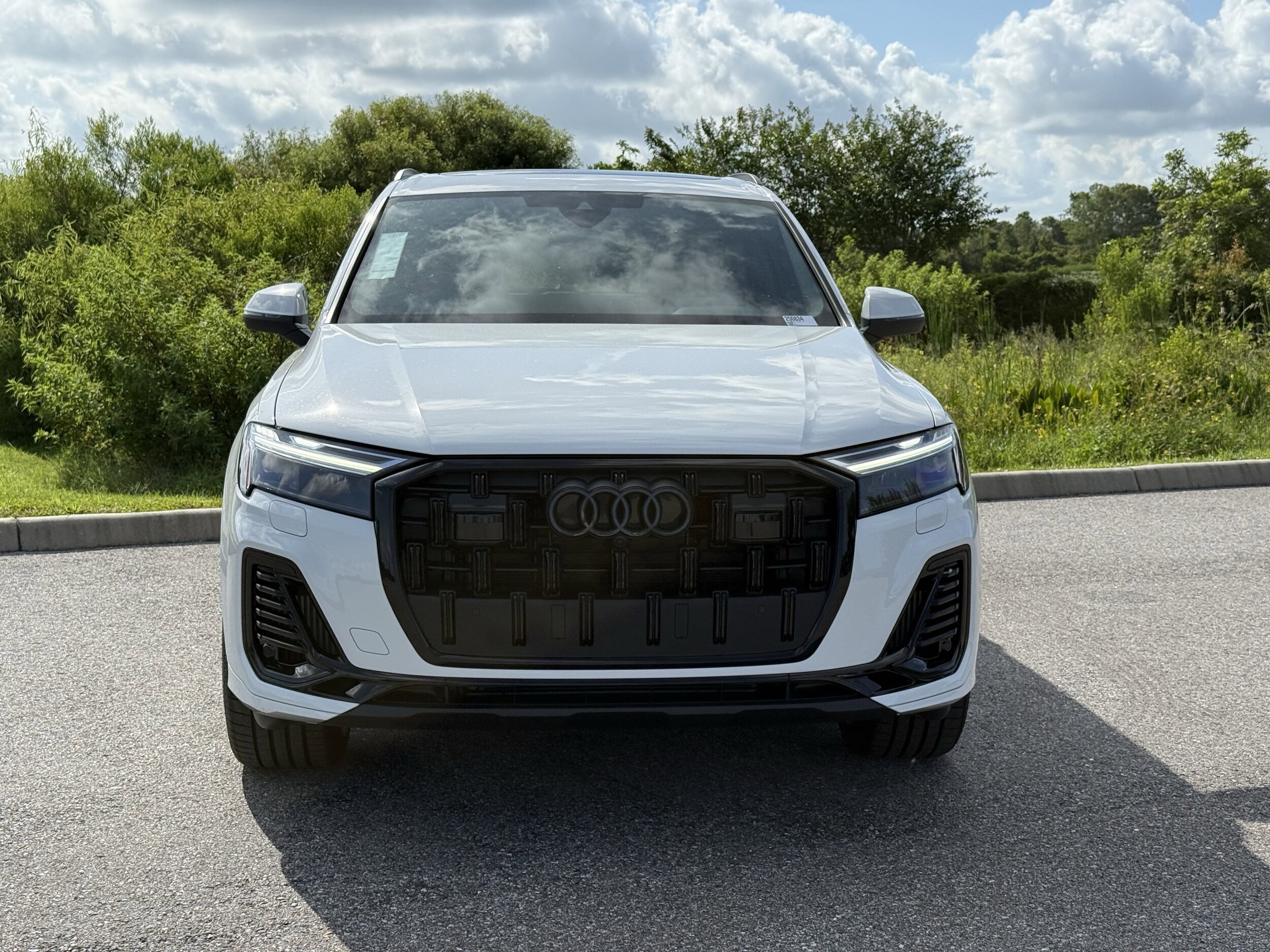 2025 Audi Q7 55 Premium Plus photo 3