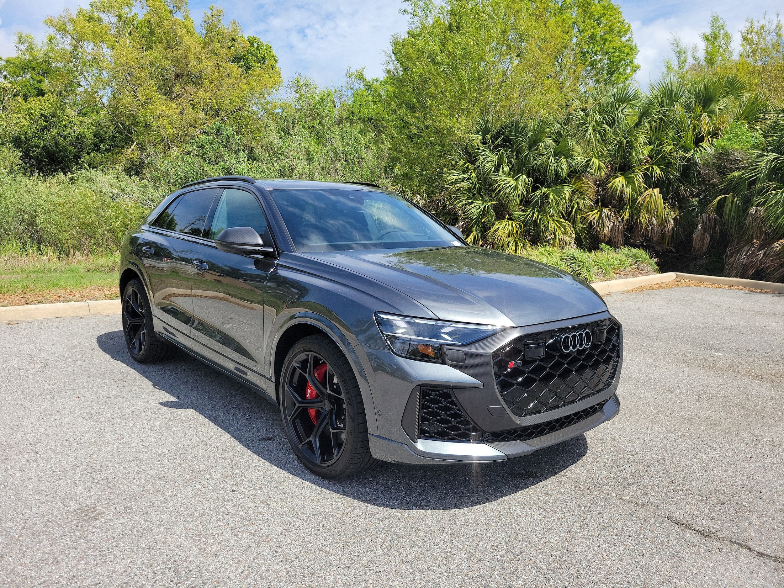 2026 Audi RS Q8 -'s photo