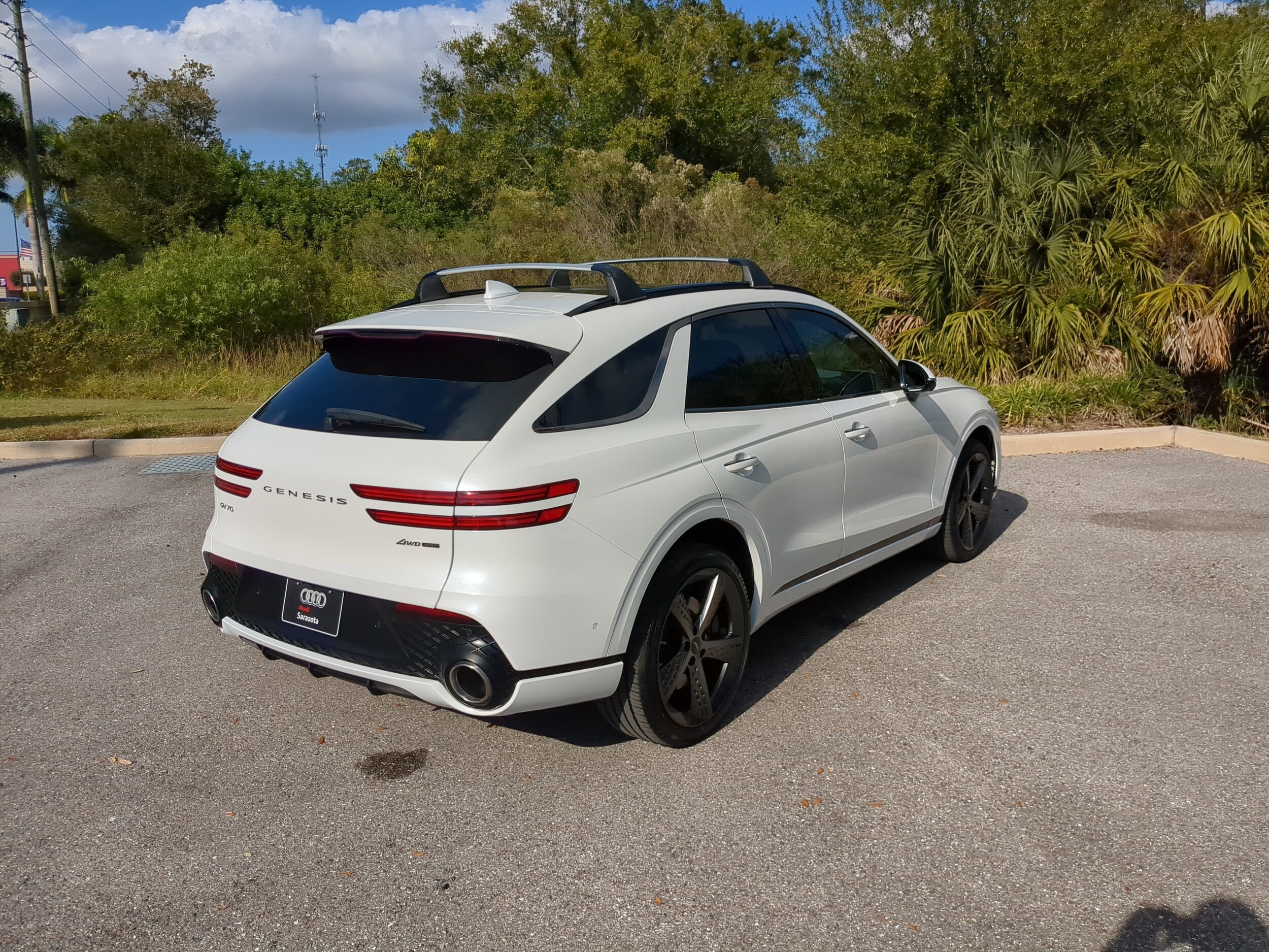 2025 Genesis GV70 Advanced 3.5T Sport Prestige photo 2