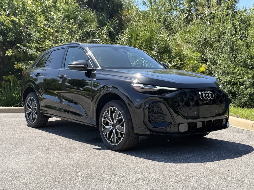 New 2026 Audi Q5 2.0T Premium Plus SUV