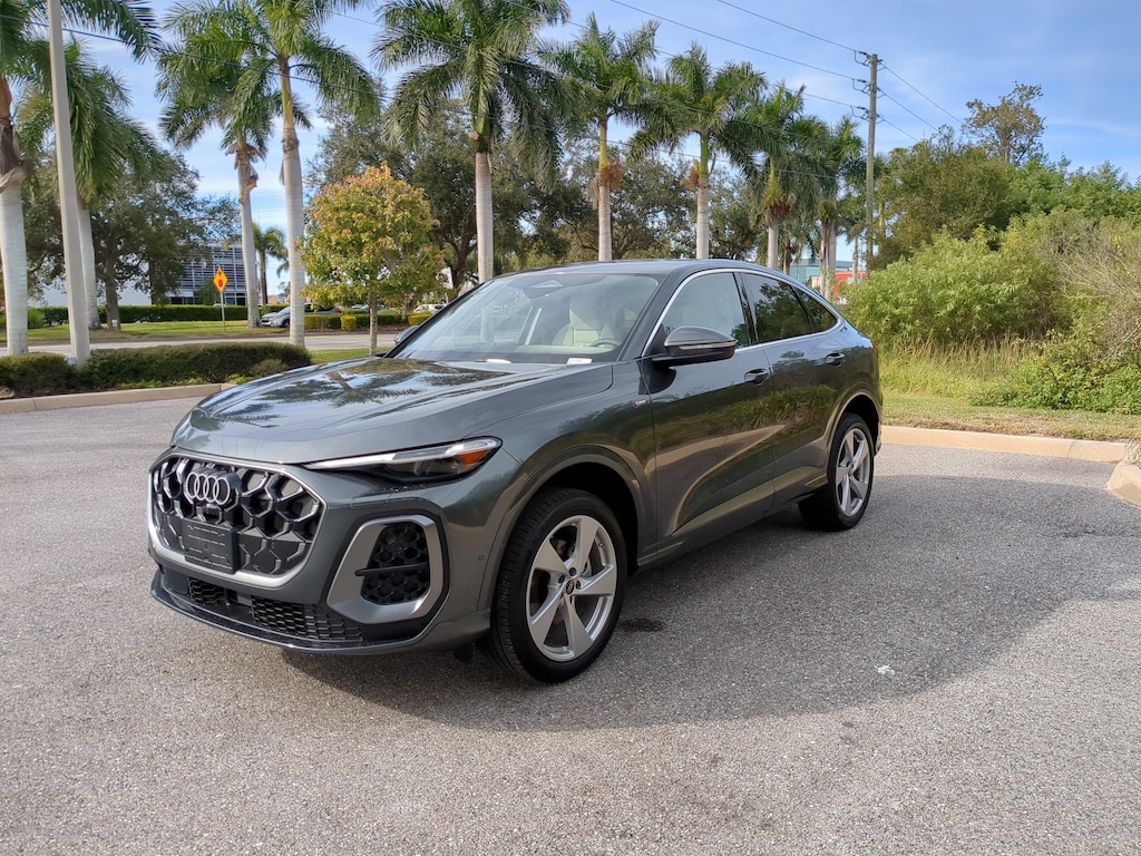 New 2025 Audi Q5 2.0T Prestige SUV