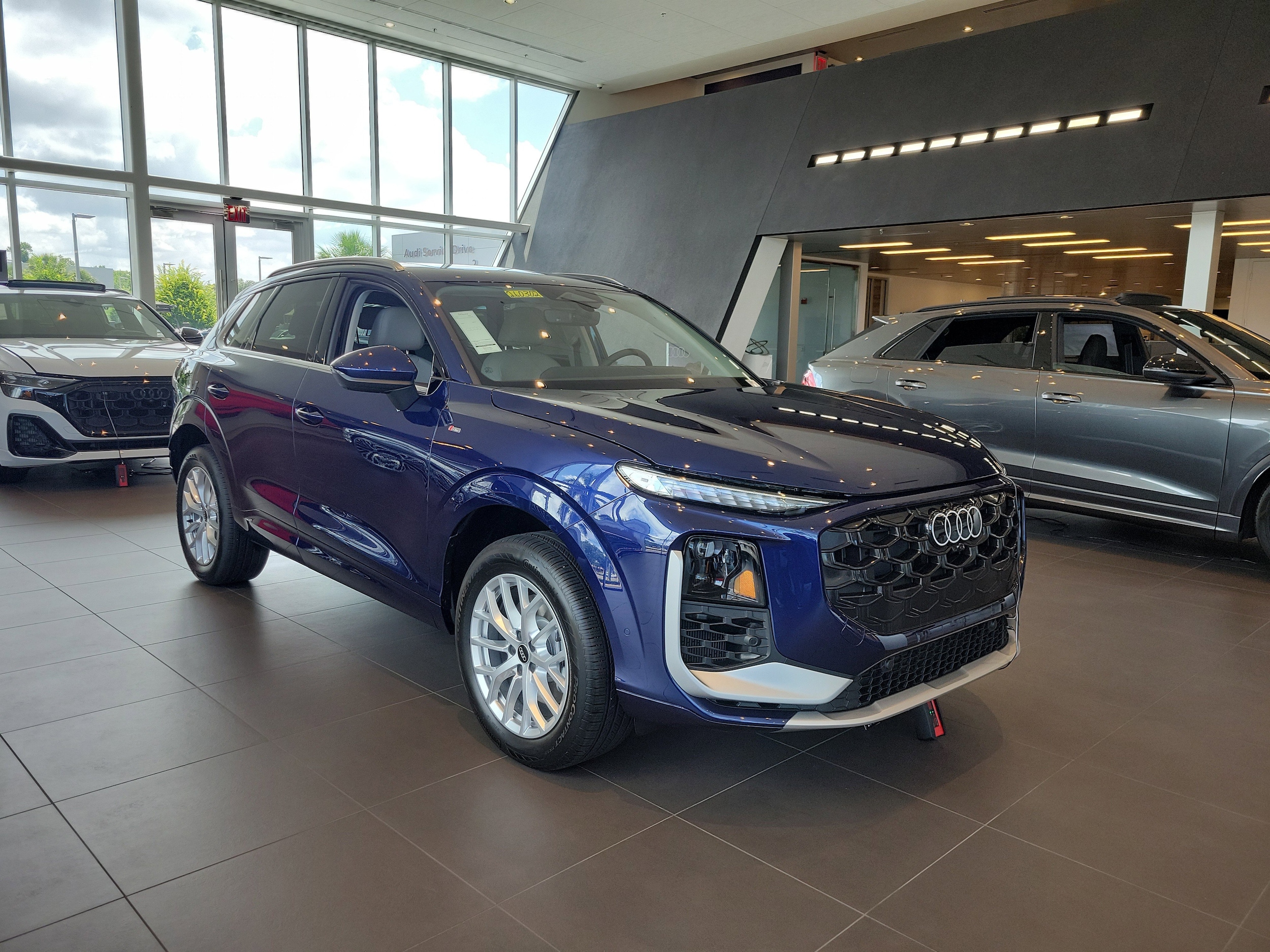 2026 Audi Q3 S line quattro's photo
