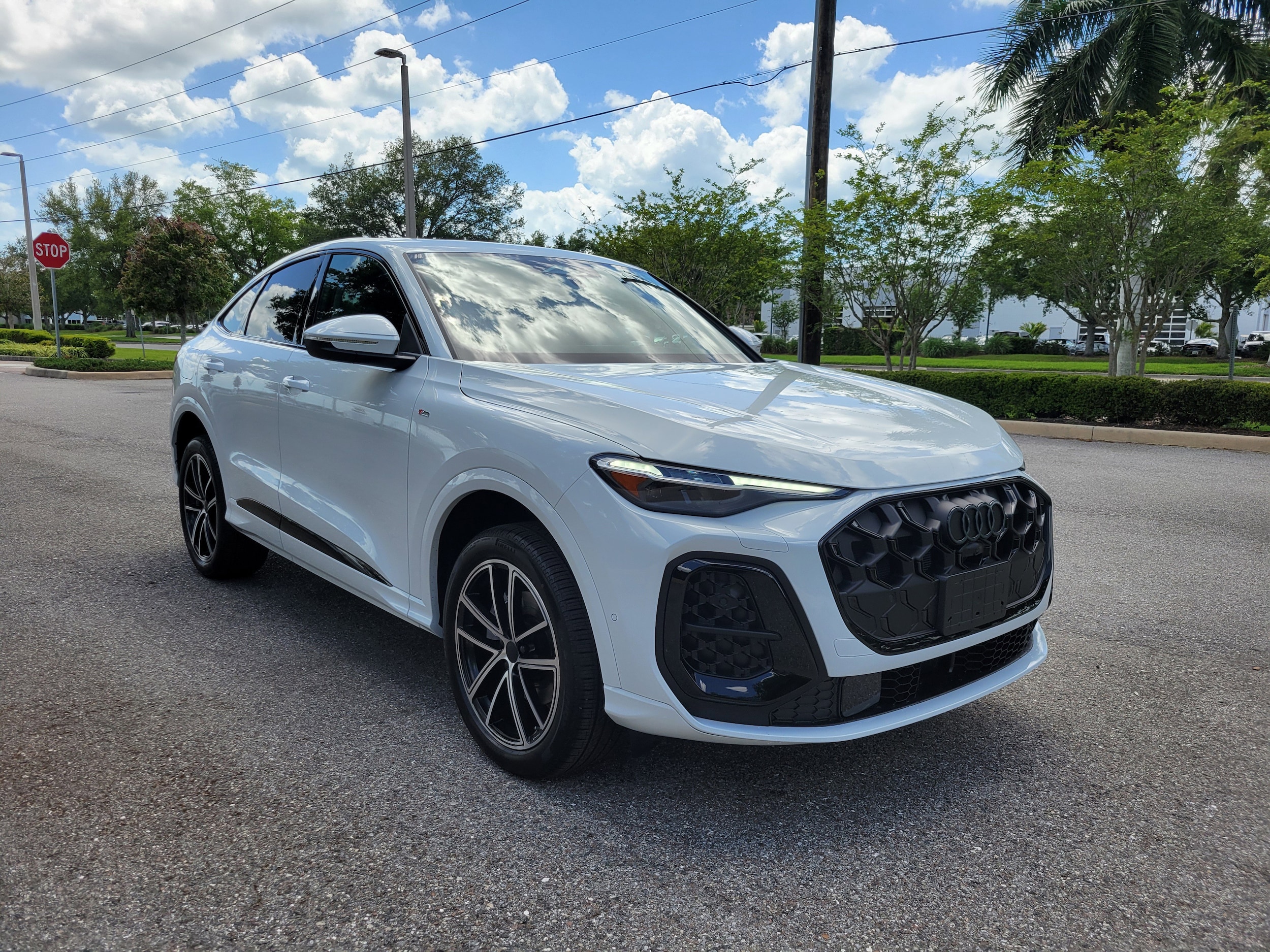 2026 Audi Q5 Premium Plus quattro's photo